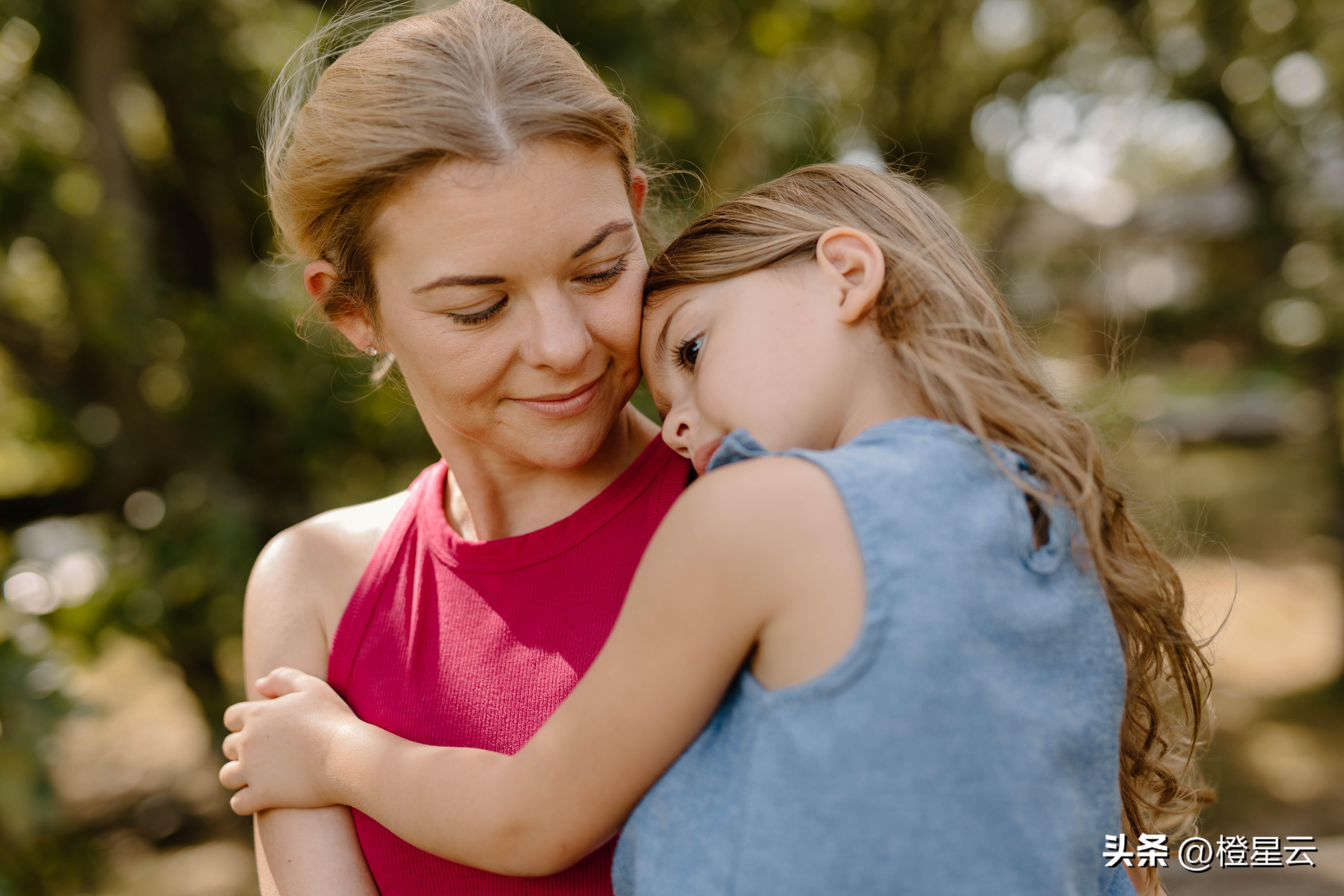 孩子情绪低落怎么安慰,孩子抑郁情绪低落该怎么做