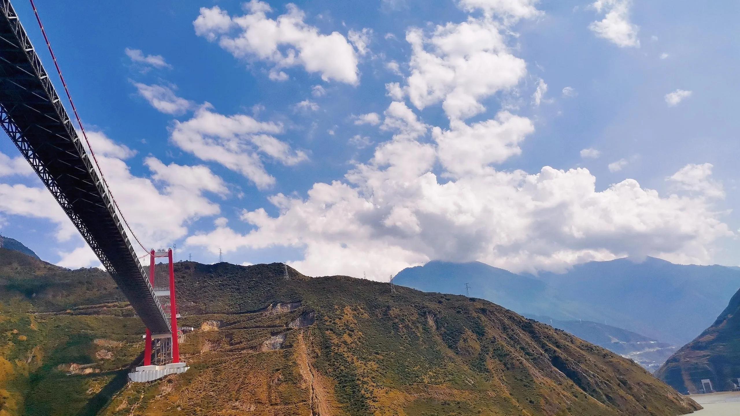 318堵车风景线,四川318国道沿途风景视频