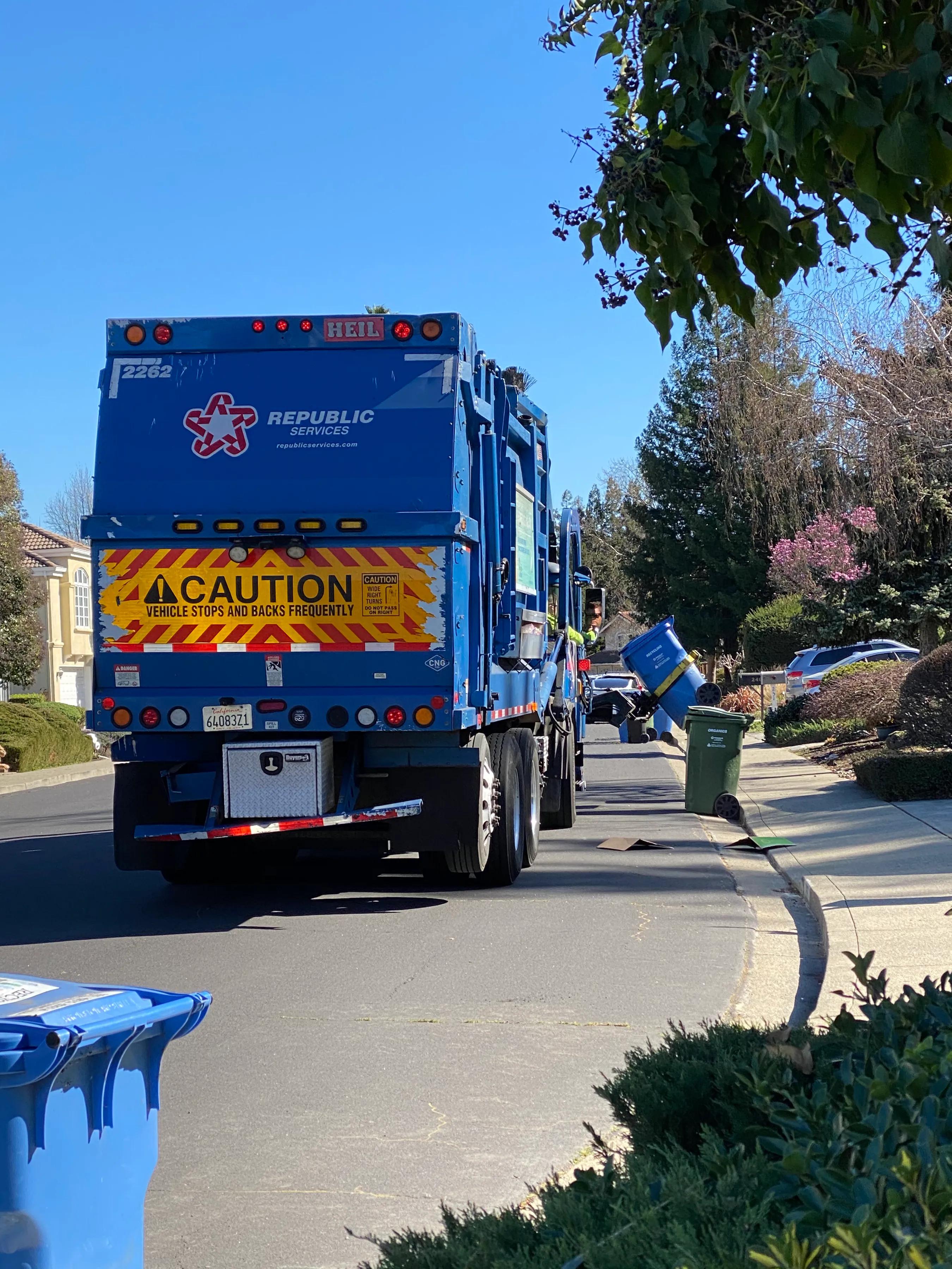 美国处理生活垃圾的方法,美国家庭垃圾