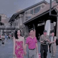 中石油胡某与情人成都街头牵手被拍，女主董某大量性感照片流出