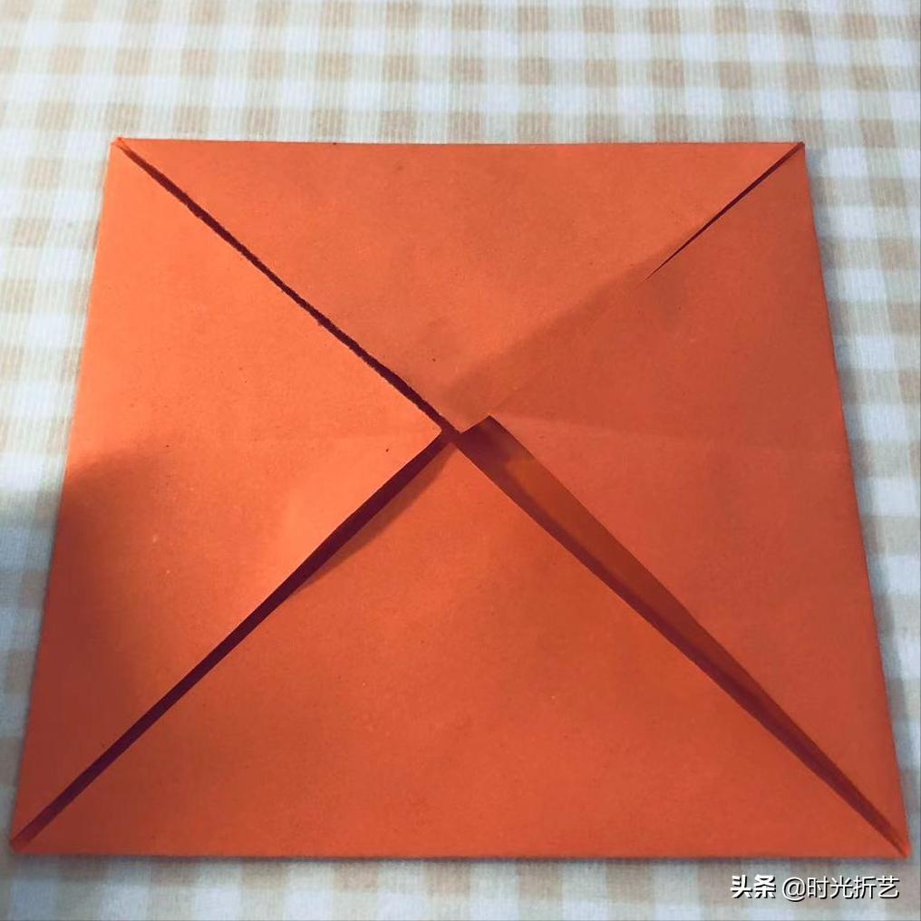图解折纸教程,苍蝇纸盒的折纸方法