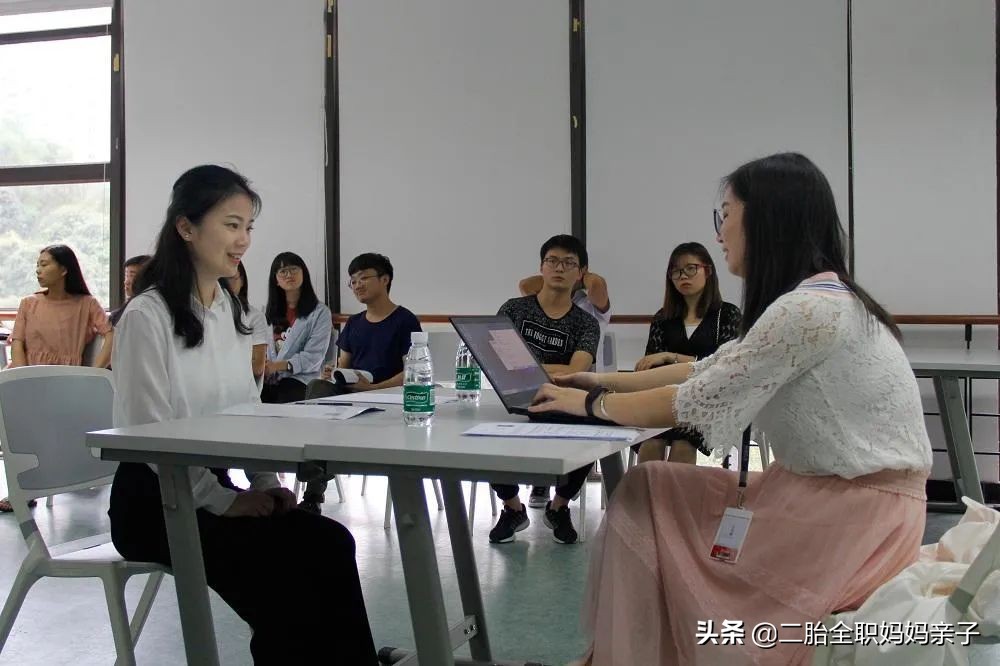 “灭”加一笔啥字？面试的考题，很多本科生答错，仅一人赢得工作