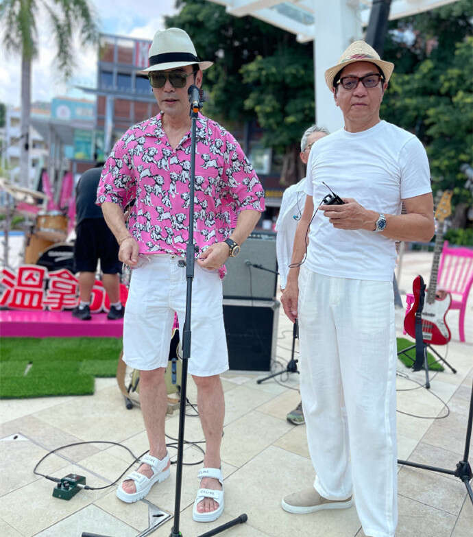 谭咏麟和钟镇涛让一切随风,谭咏麟跟钟镇涛视频