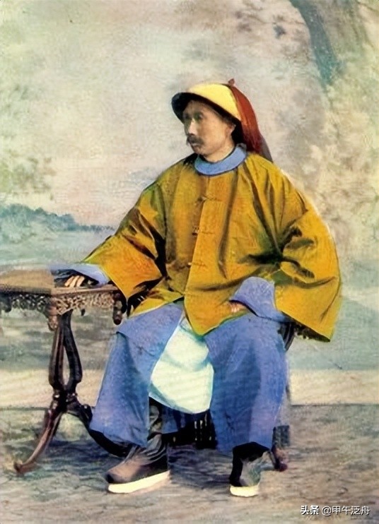 外媒称北洋海军总教习英国人琅威理去职，是过河拆桥的行为