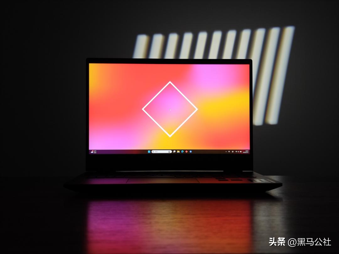 当前最值得入手的游戏本,只要9块9就能买到的游戏机