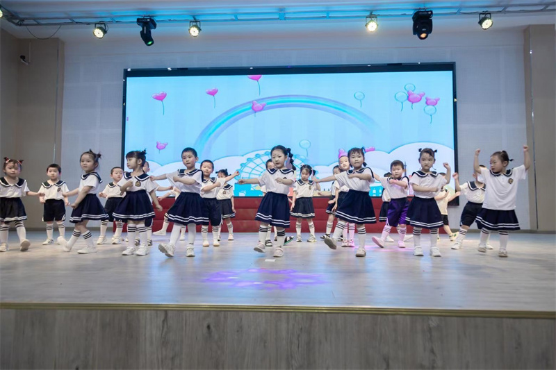 以爱筑梦“三教”共融护花开