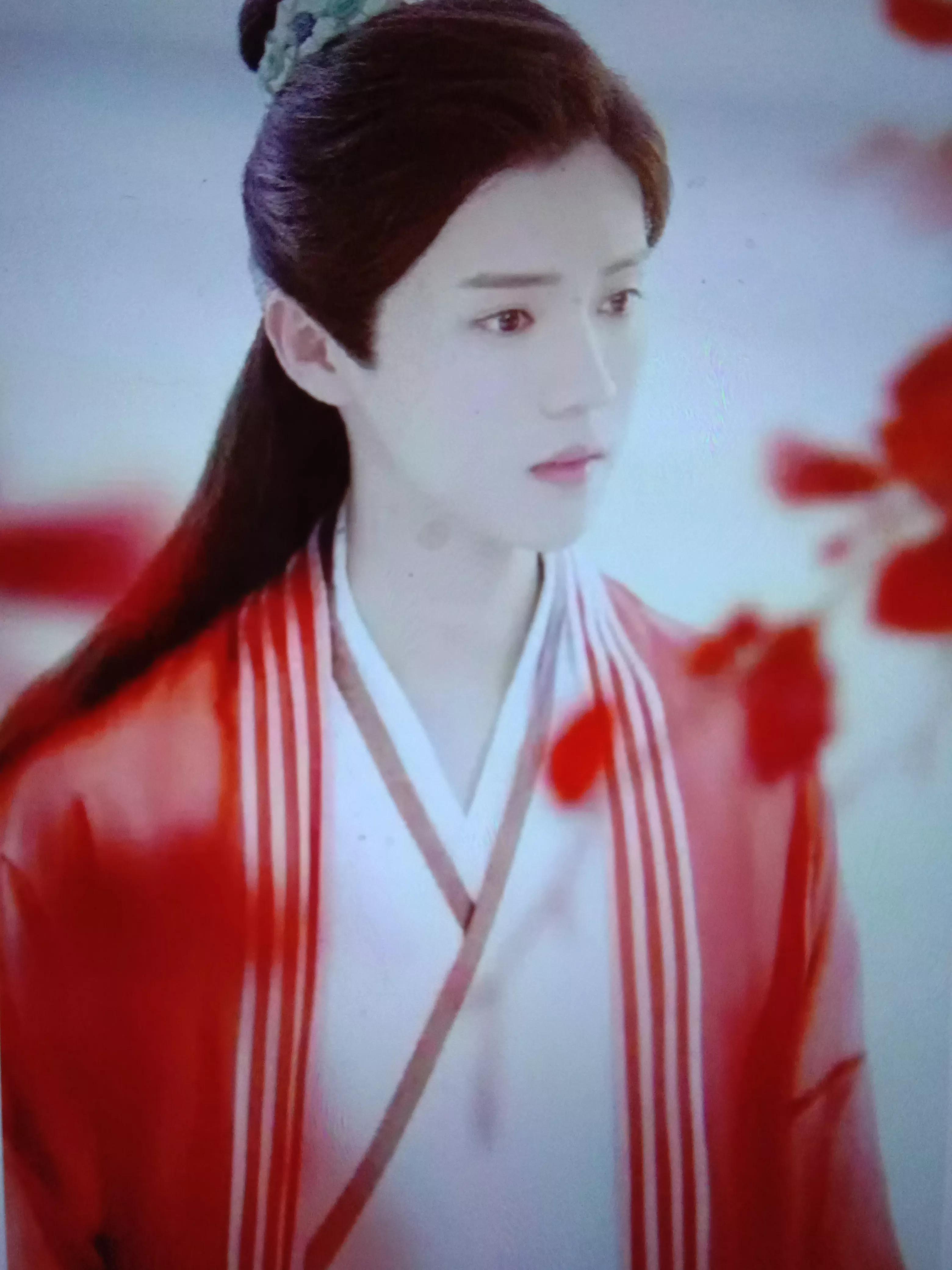 友,青悦想帅哥儿了!我们一起去看看?