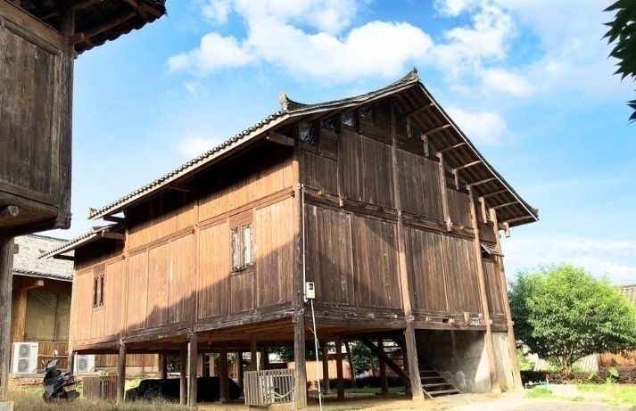 走进侗族文化与建筑,侗族民族的特色民族文化