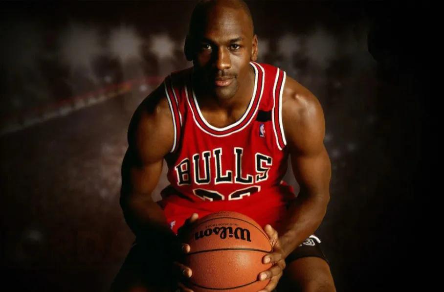 谁才是最伟大的球员,谁才是最伟大的足球巨星