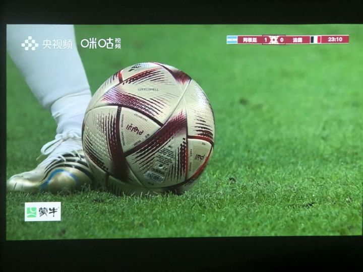 极米吸顶灯投影仪真实测评,极米投影仪神灯评测