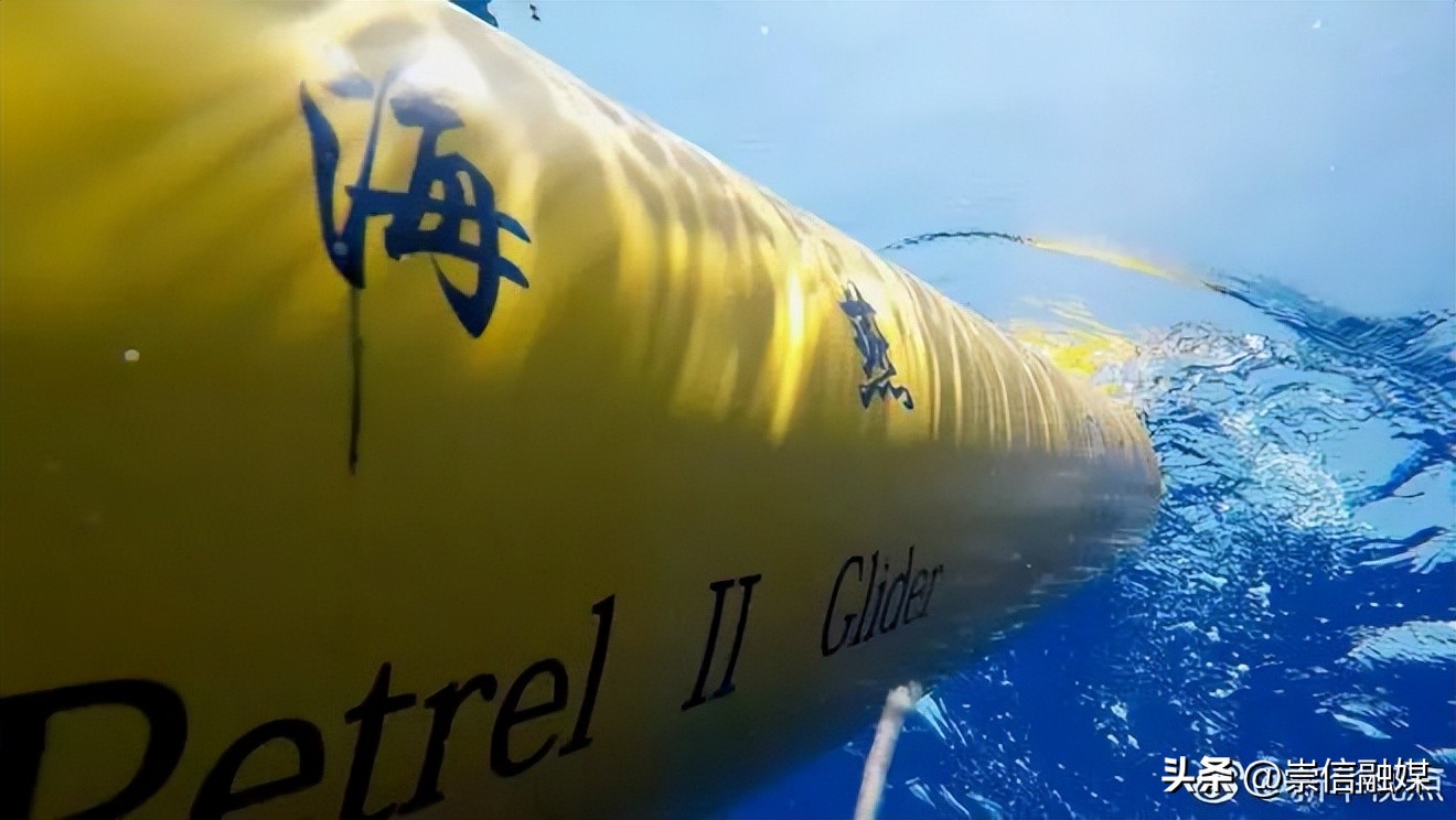 青春在岗位上闪光,青春在教坛上闪光