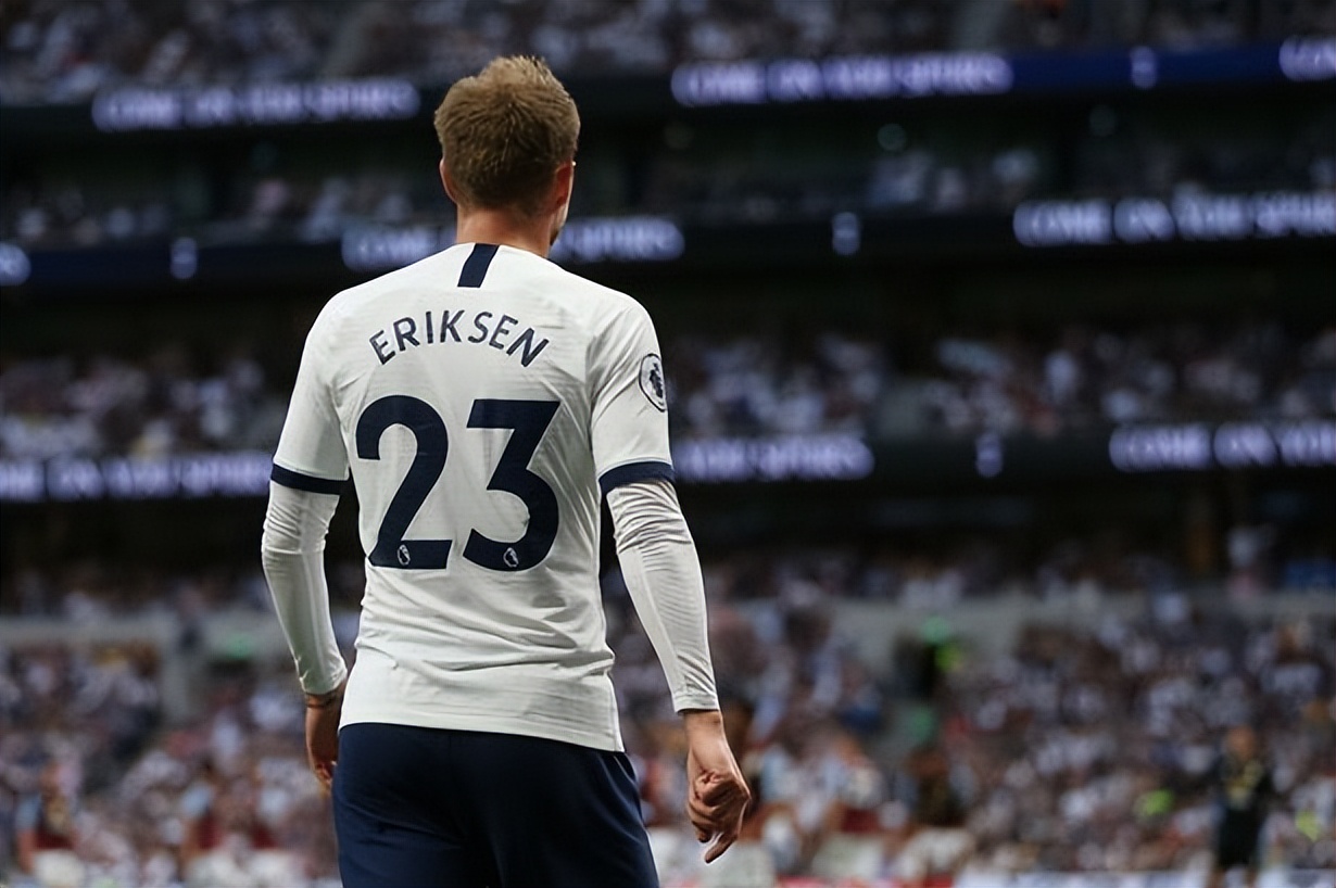 世界杯英雄史诗阿根廷登顶,世界杯英雄归来时刻