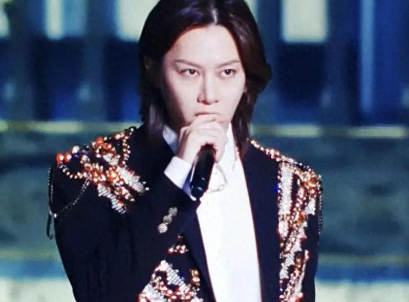 金希澈唱艺声part,金希澈艺声认哥