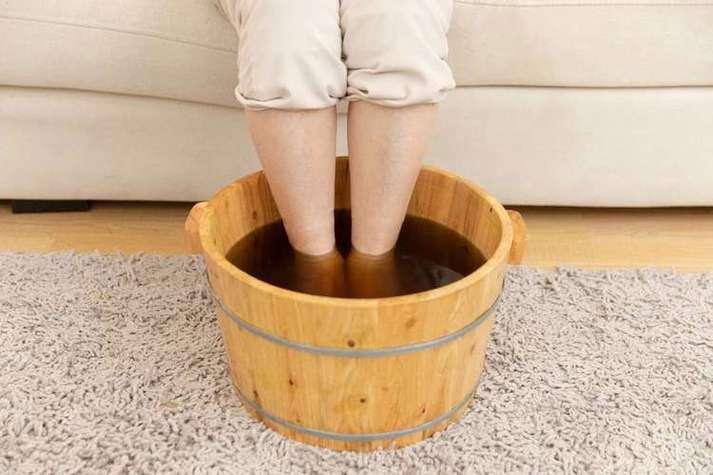 艾叶泡脚，坚持一个月后，会给身体带来哪些变化？早点来了解