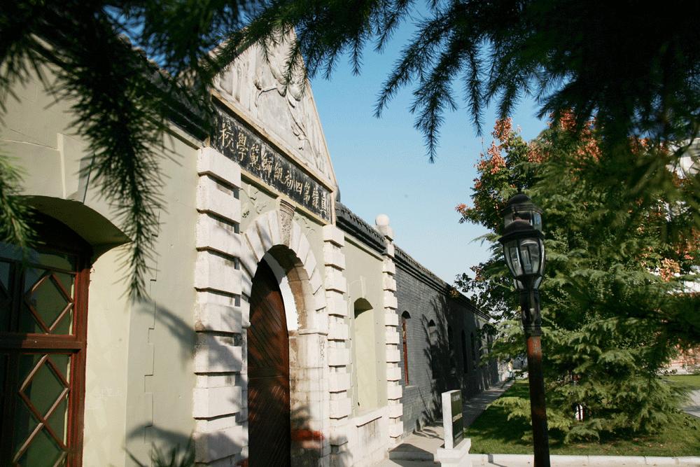 邢台学院超乎你想象：硬件实力很一般，培养*干高**却很强