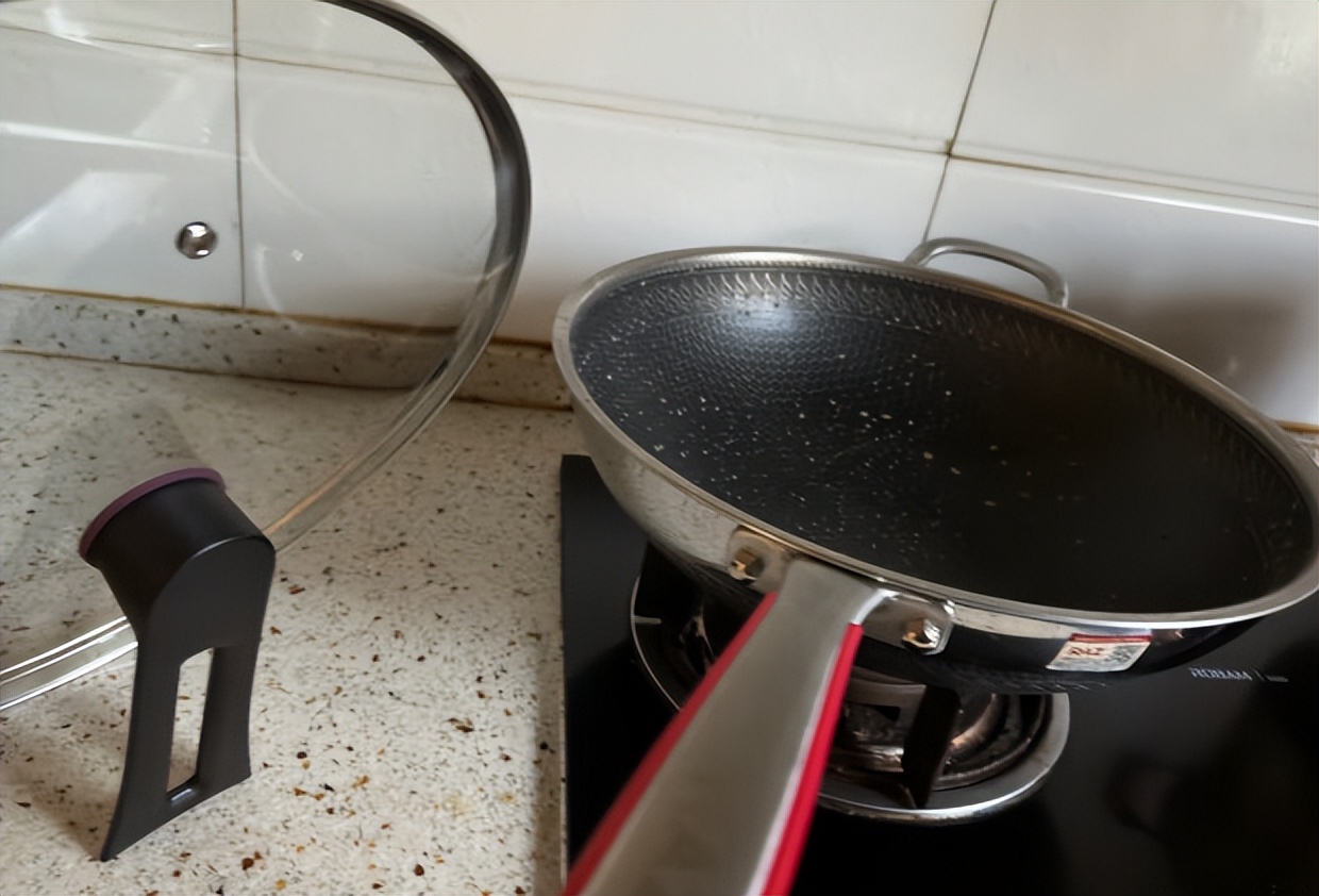 raz炒锅质量怎么样,选raz还是典范