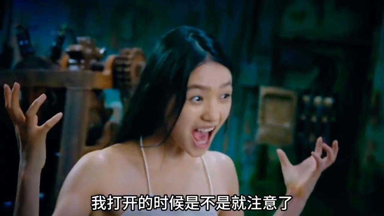 顾客说衣服洗了缩水了让洗衣店赔,干洗衣服洗坏了不赔报警吗