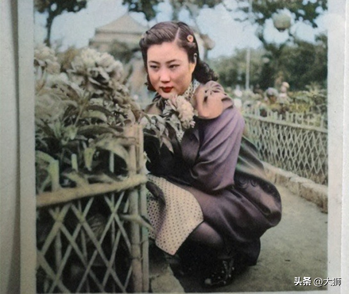 民国时候一富少，不惜重金买一块木头当老婆，缘何有此癖好？