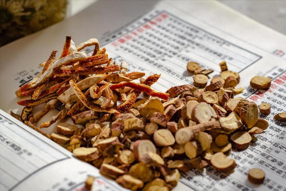 走近中医|利用“络病理论”对干燥综合征的病机分析与治疗