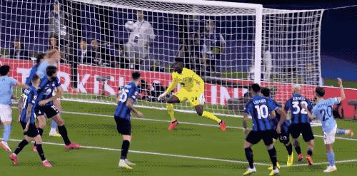 曼城3-1年轻人格拉利什表现,曼城夺冠后格拉利什哭了