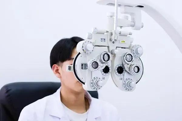 眼视光技师就业前景怎么样,眼视光学就业前景怎样