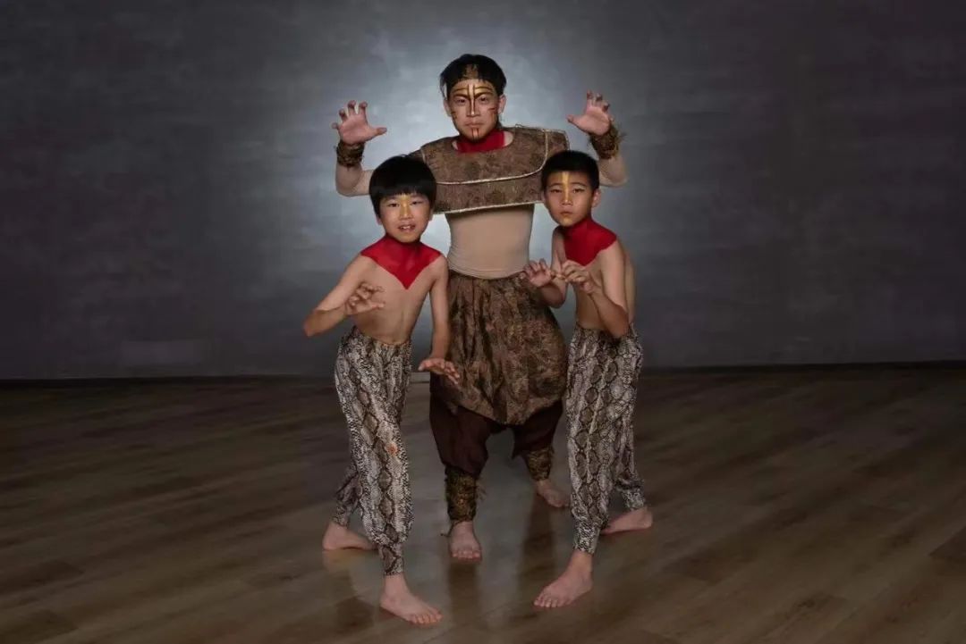 这所学校用百老汇式的高规格表演艺术教育滋养孩子的精神世界