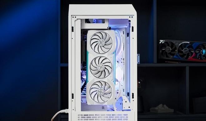 tower200机箱分体式水冷,ttthetower500机箱评测