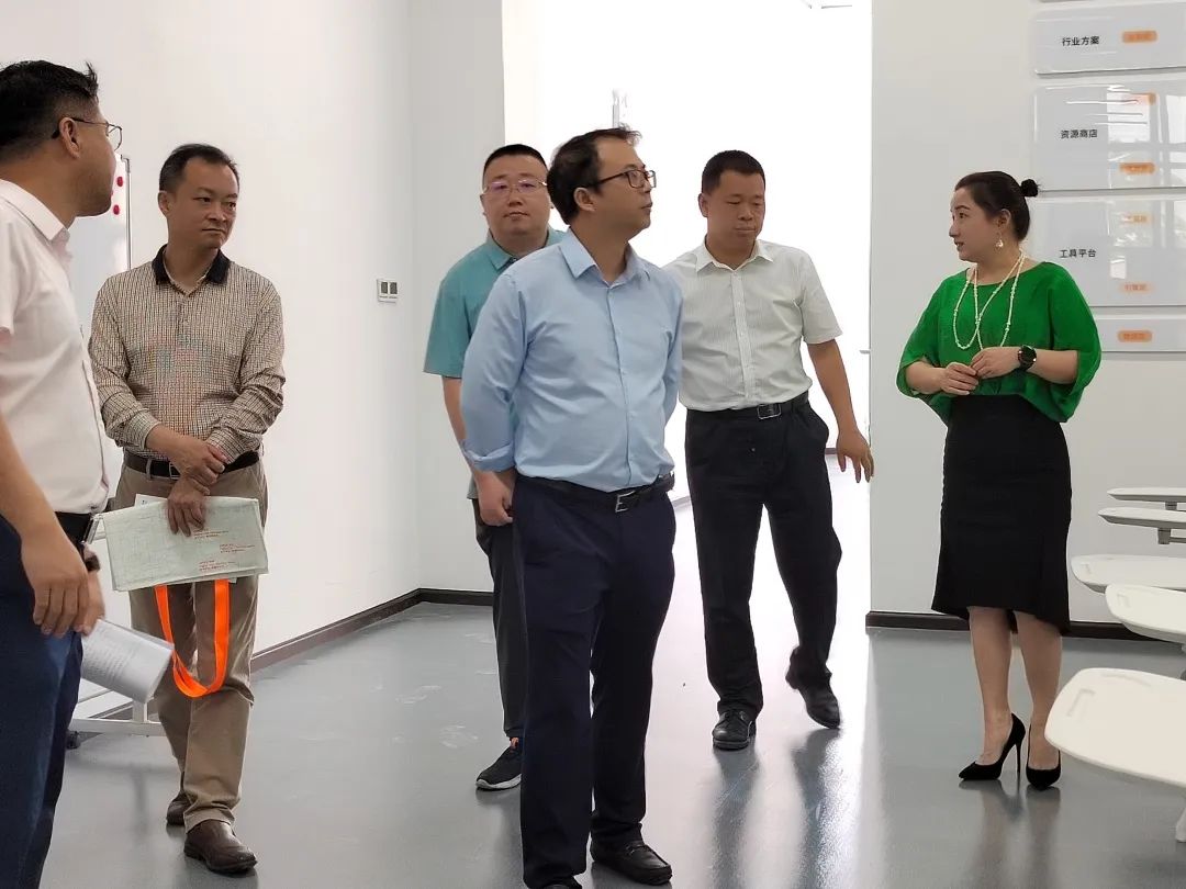 UINO优锘科技森学院，打造数字孪生产业学院示范标杆