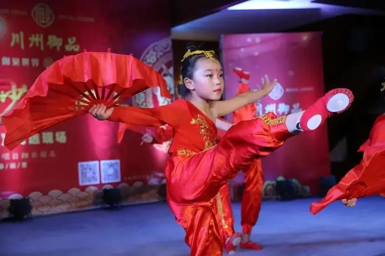 少年志舞蹈,少年志张杰