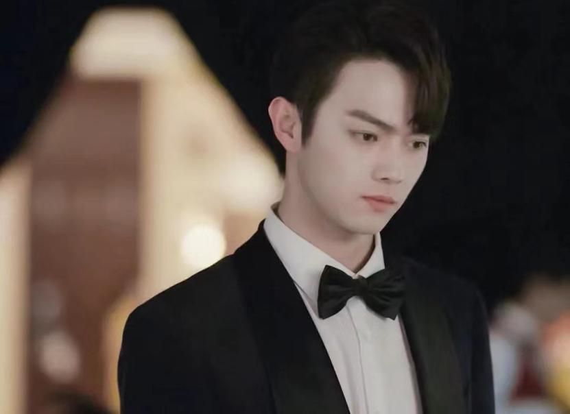 3部热播甜剧PK《爱的二八定律》首播迎好评,《卿卿日常》很欢快