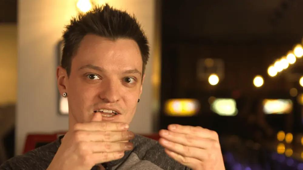 信使赏析,信使的概括