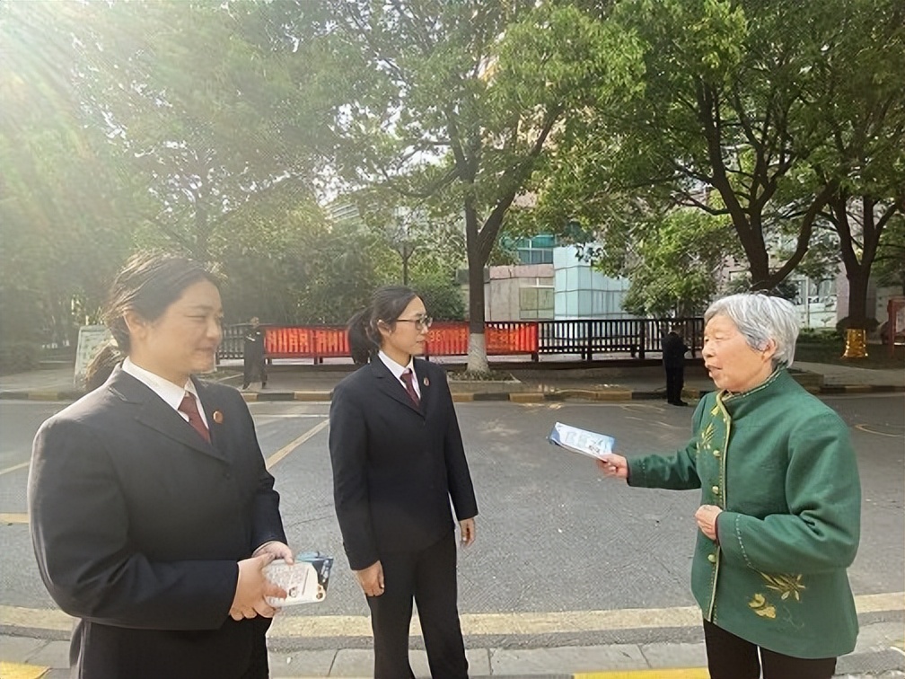 起底“爱晚系”百亿养老*局骗**