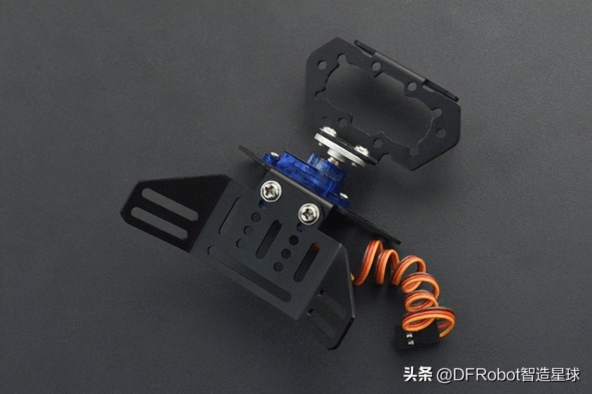 机器人比赛botball,机器人比赛机械臂投球