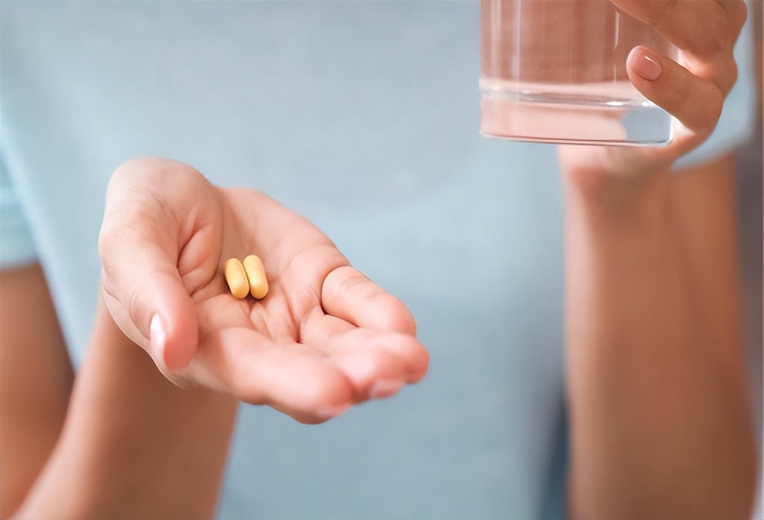 胃药和安眠药相克吗,胃药跟抗生素有冲突吗