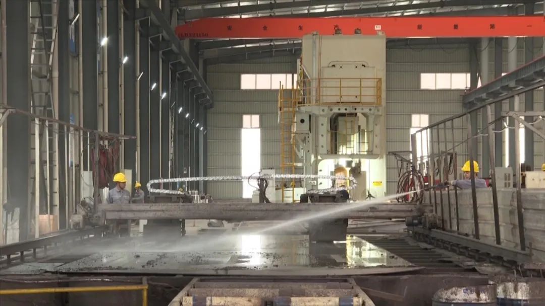 聚力凝心推动高质量发展,聚力攻坚突破不断迈出新步伐