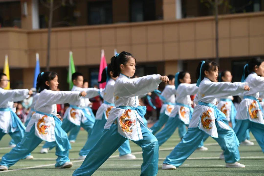 方阵表演成果展示,方队风采表演