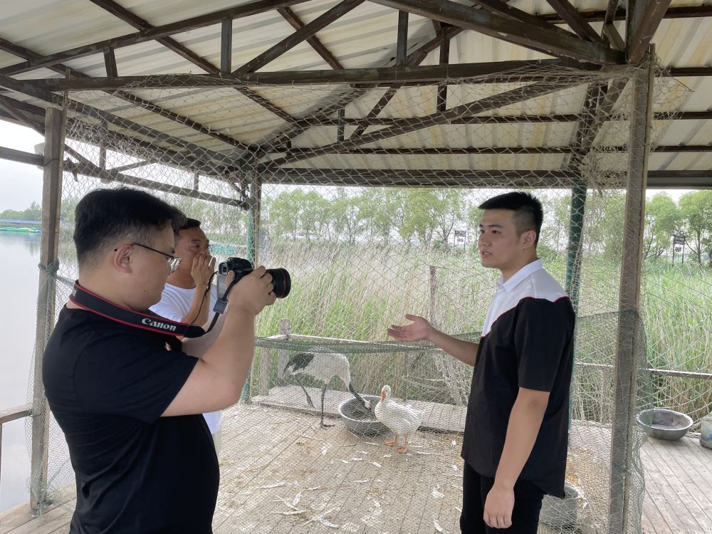 新农村新农业采访,新时代农村新农人