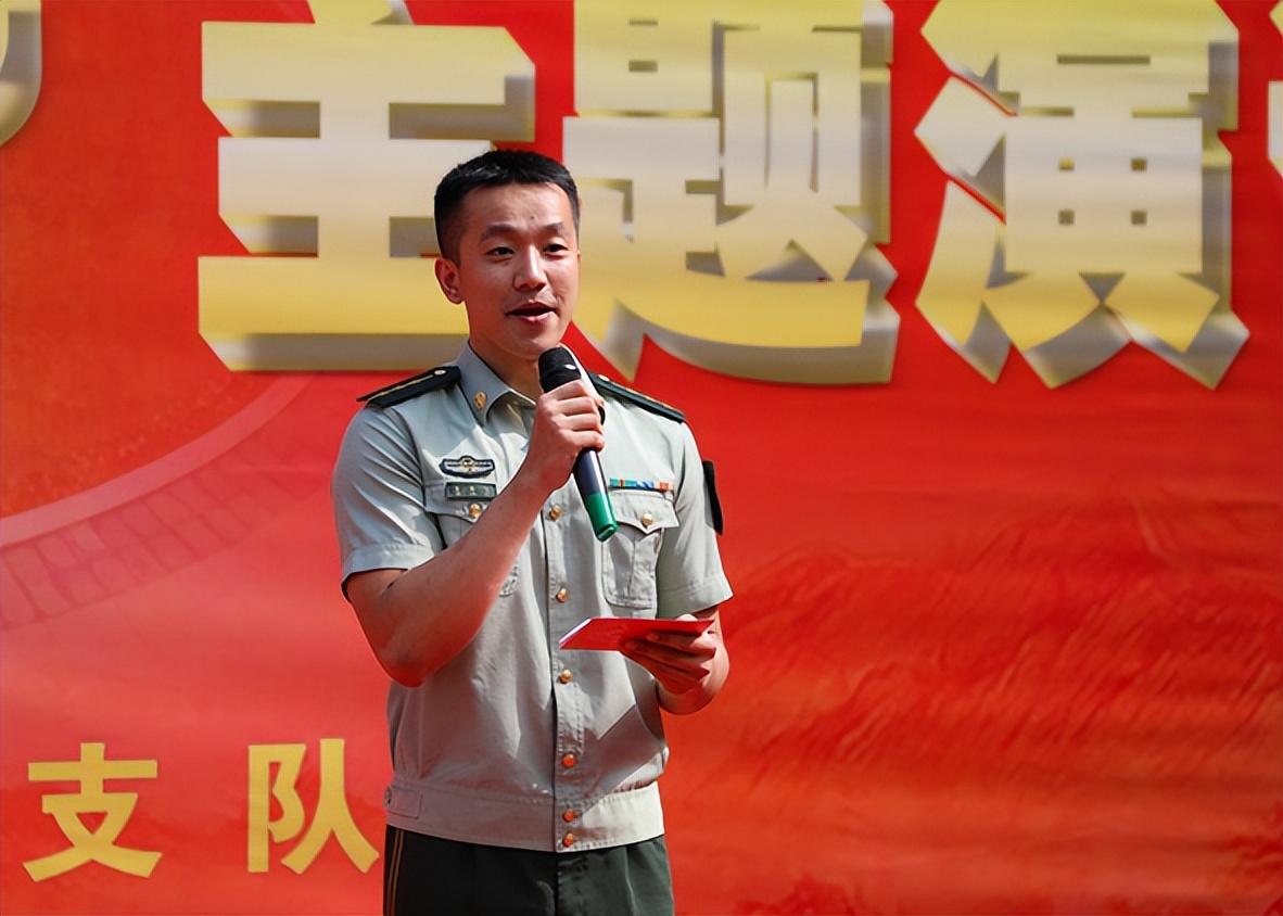 “金句”频出这场视听盛宴究竟有何与众不同——直击*警武**福建省总队三明支队“我把部队当家建”主题演讲比赛