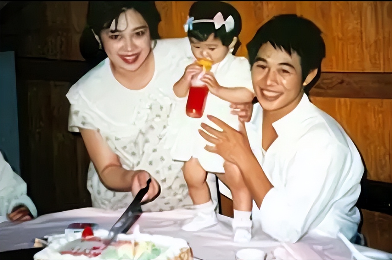 李连杰与利智在美国,李连杰利智洛杉矶结婚现场