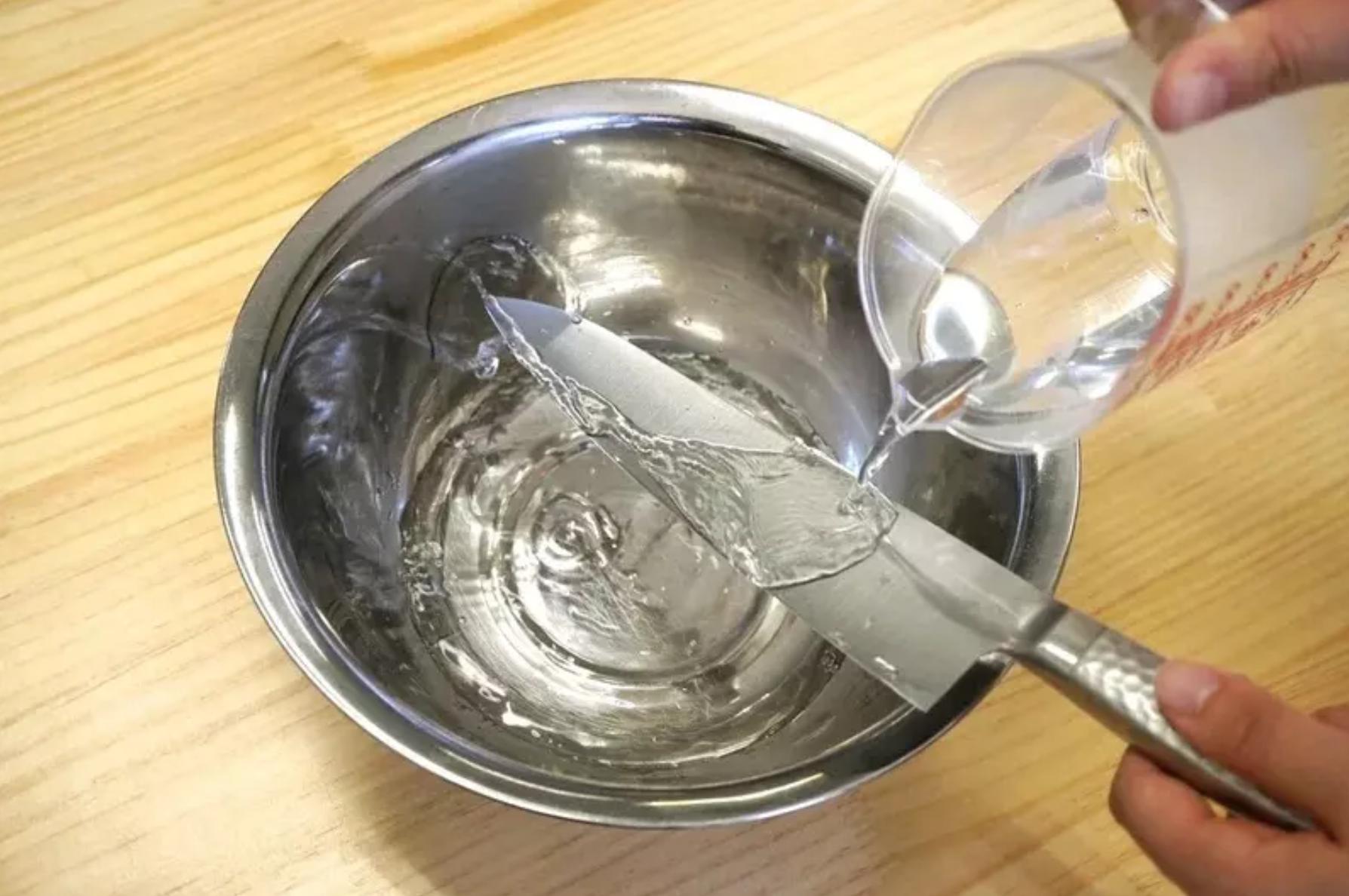 家里没有锯刀怎么切蛋糕胚,吐司怎么切片没有锯齿刀