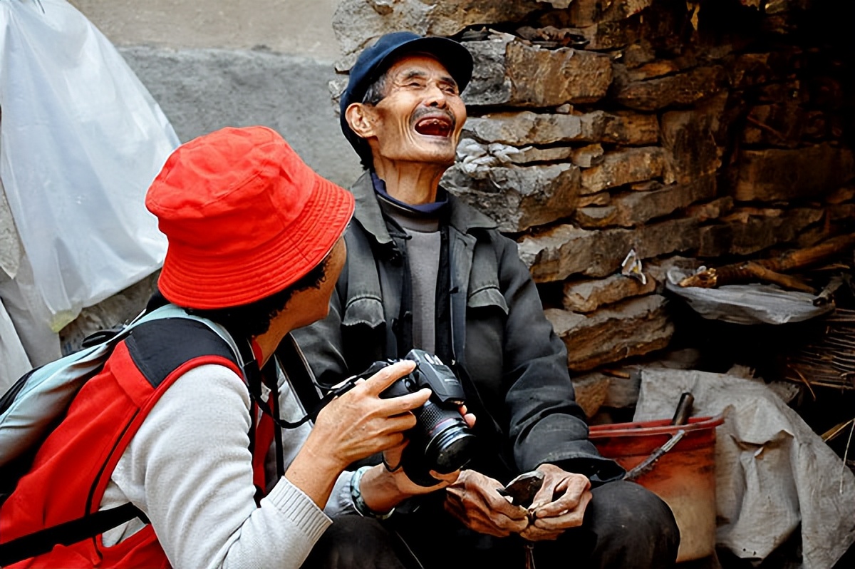 赚钱开心1：全职倒卖二手，日赚300，真实故事+指南