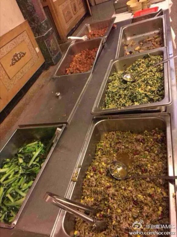 女足冠军相片,女足夺冠男足发视频庆祝