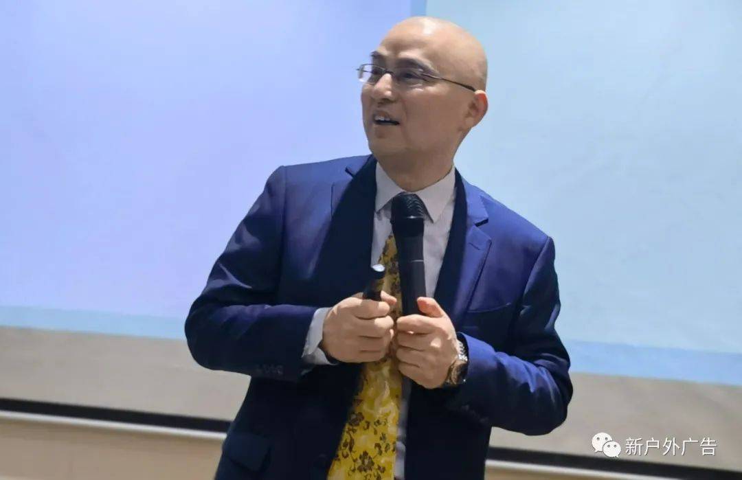 怎么把床垫搬进电梯,床垫电梯广告创意