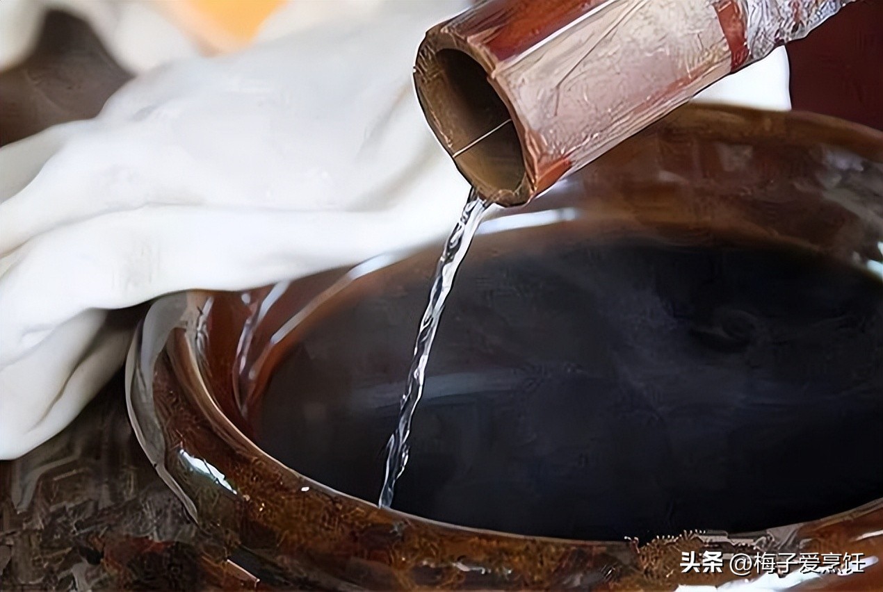 为什么自家酿的酒第二天这么难受,农村自己酿的白酒喝了有危害吗