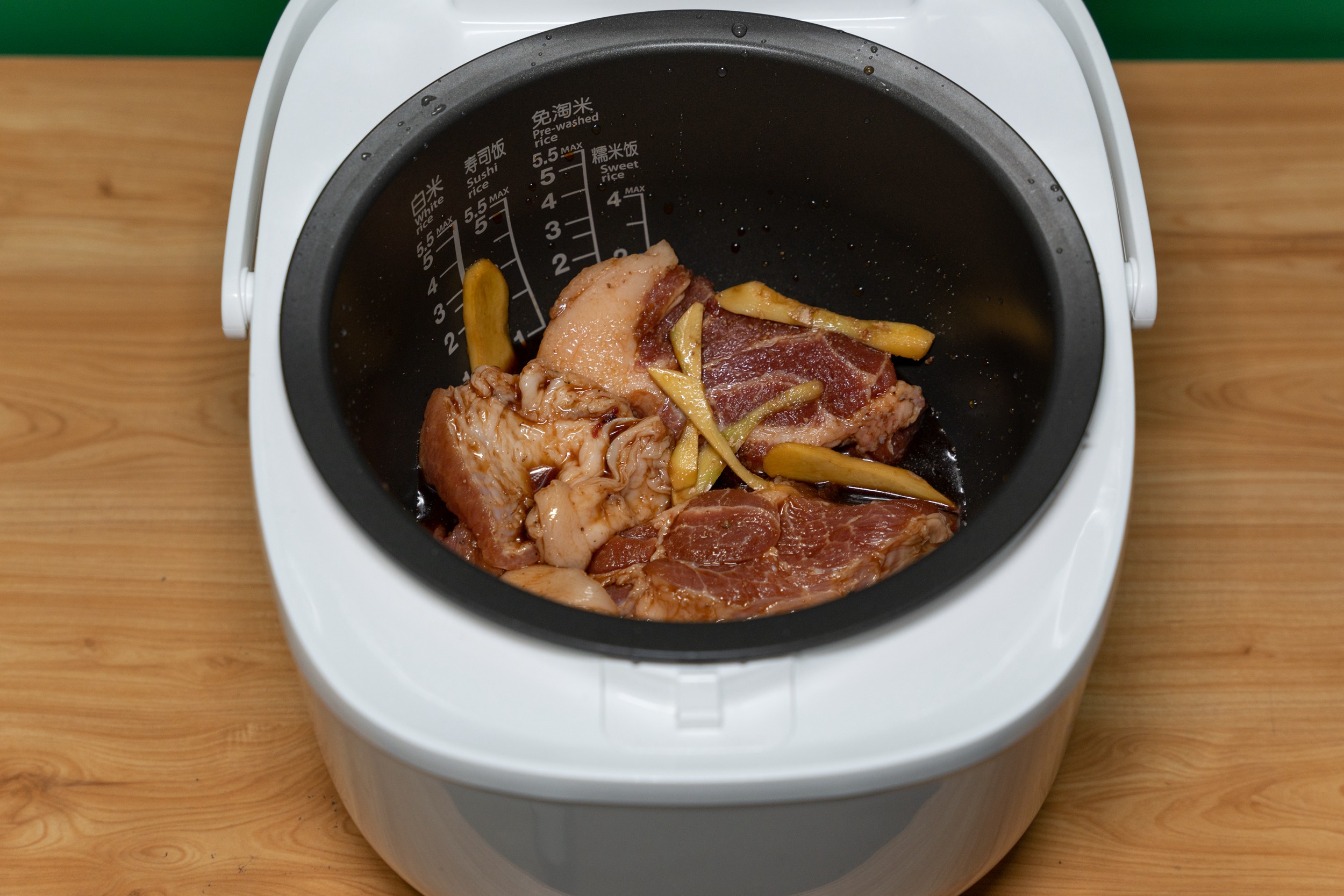 能煮三斤米饭用多大的电饭锅,东芝电饭煲超快煮