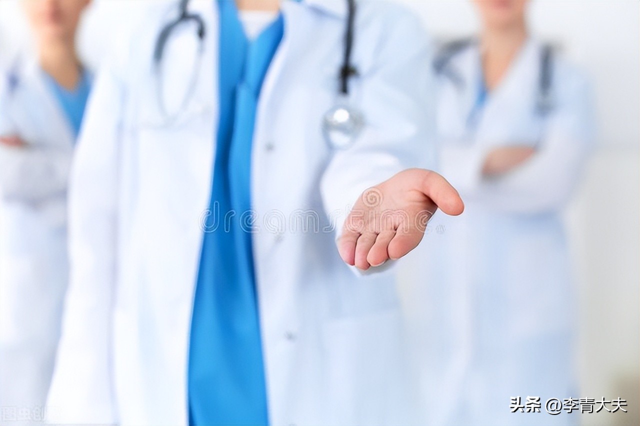 肾病综合征引起的水肿能治好吗,膜性肾病吃激素全身水肿