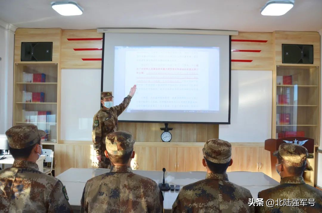 迅速掀起学习*党**的二十大精神热潮丨学习报告正当时,练兵备战争朝夕