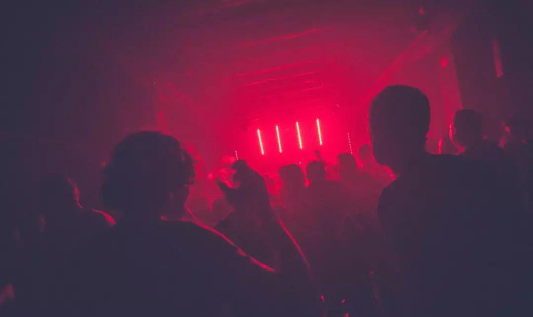 盘点90年代夜场,苏州90年代酒吧