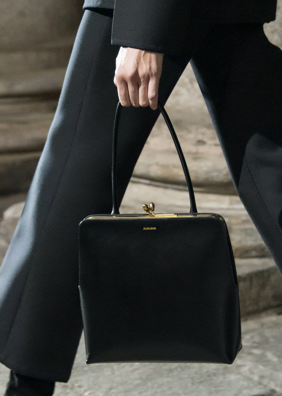 不容易过时的经典包包,最值得收藏的5款经典包包