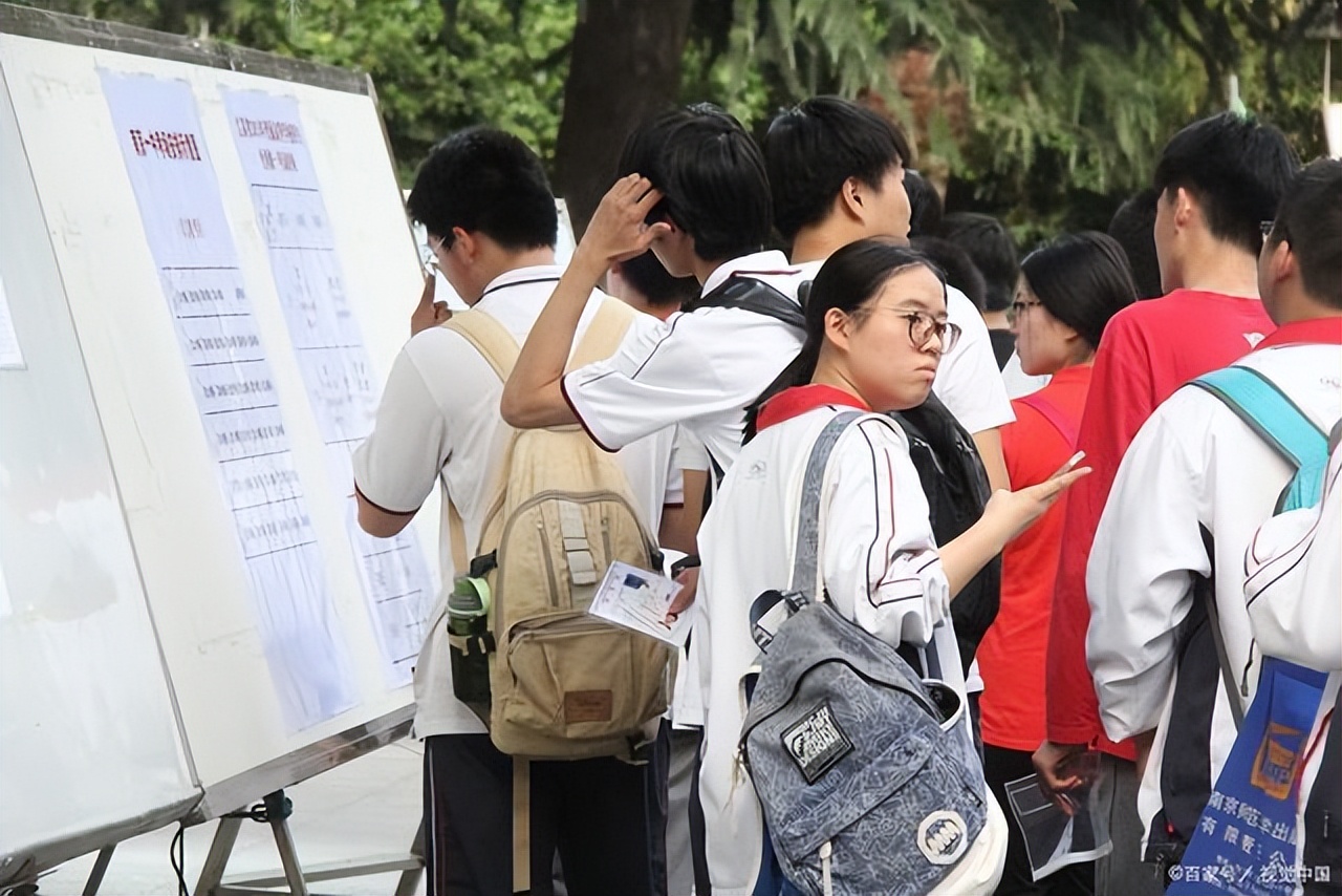 今年九月份中小学实行七年学制吗,中小学将实行522学制是否属实